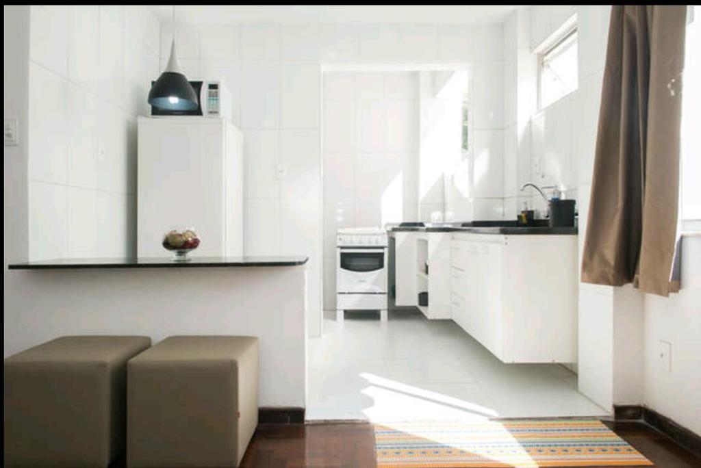 Lindo Apartamento A 500M Da Barra サルバドール エクステリア 写真